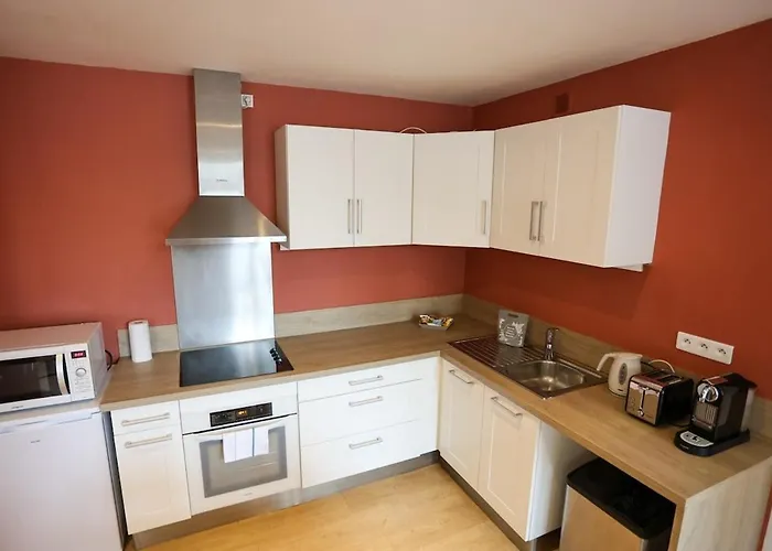 Au 38, Charme Et Confort Dans Notre T2 A Lejlighed Épernay