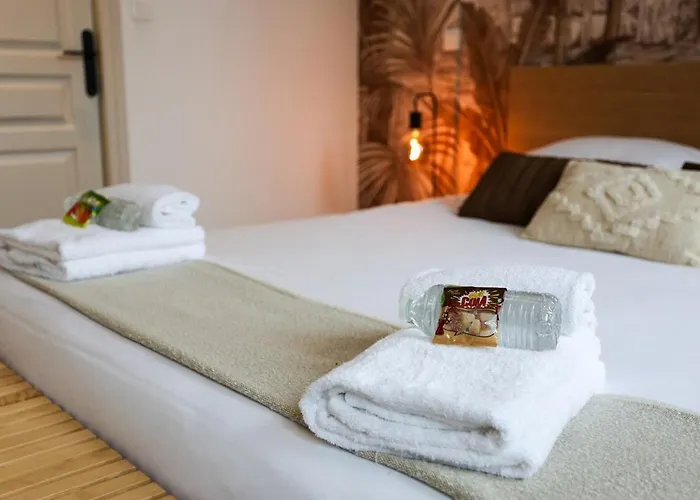 Au 38, Charme Et Confort Dans Notre T2 A Épernay